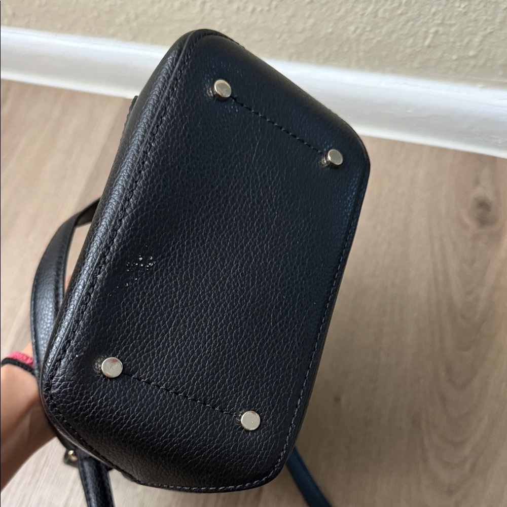 Kate Spade Bucket Purse - Picture 9 of 9